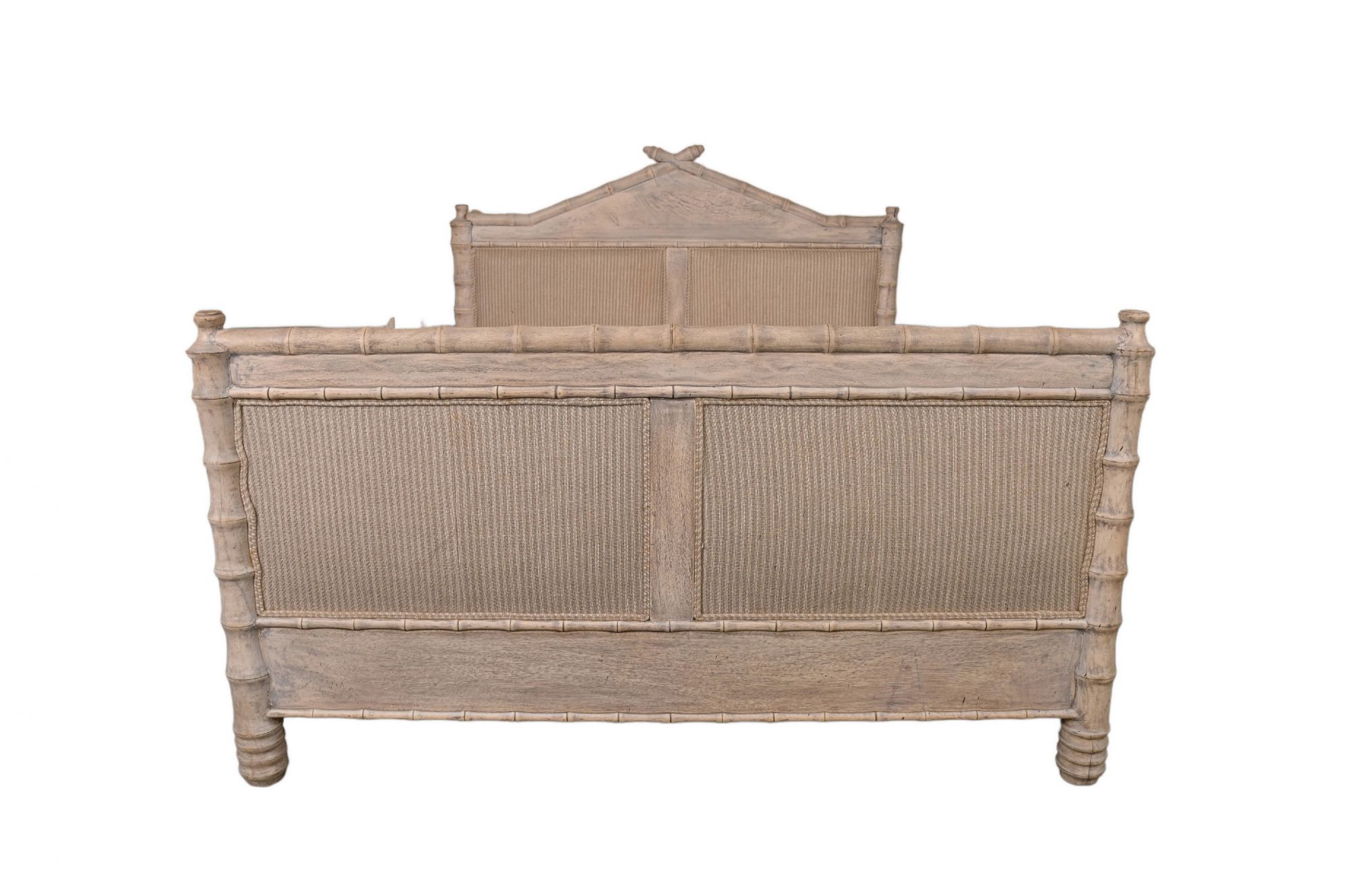 Bamboo coastal bed