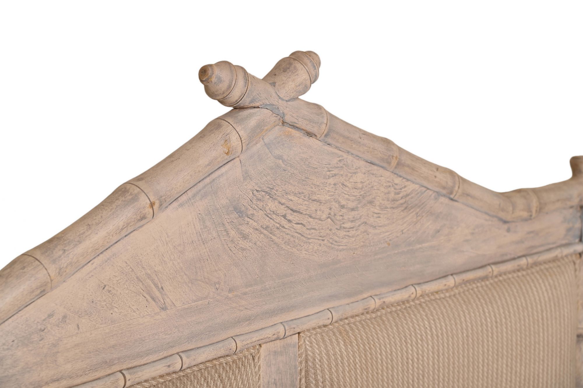 Bamboo coastal bed
