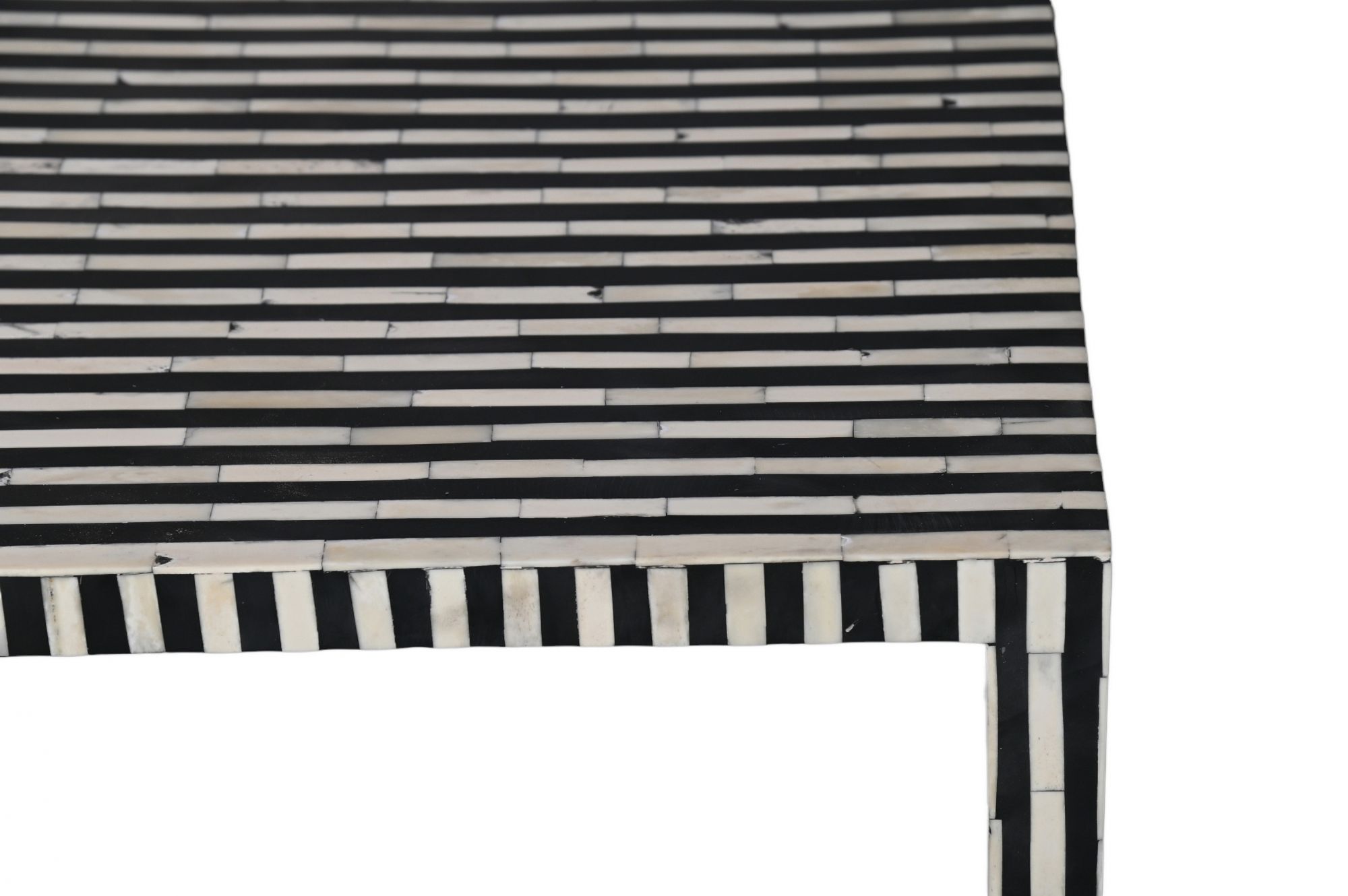 Totem Black and white inlay bench