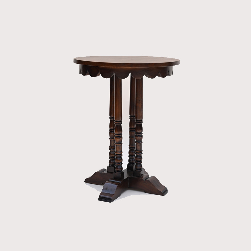 French Round scallop Accent Table