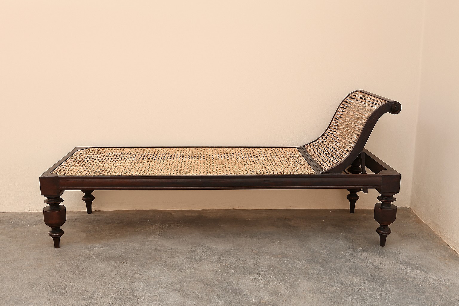 Colonial British Mahogany Caned Daybed