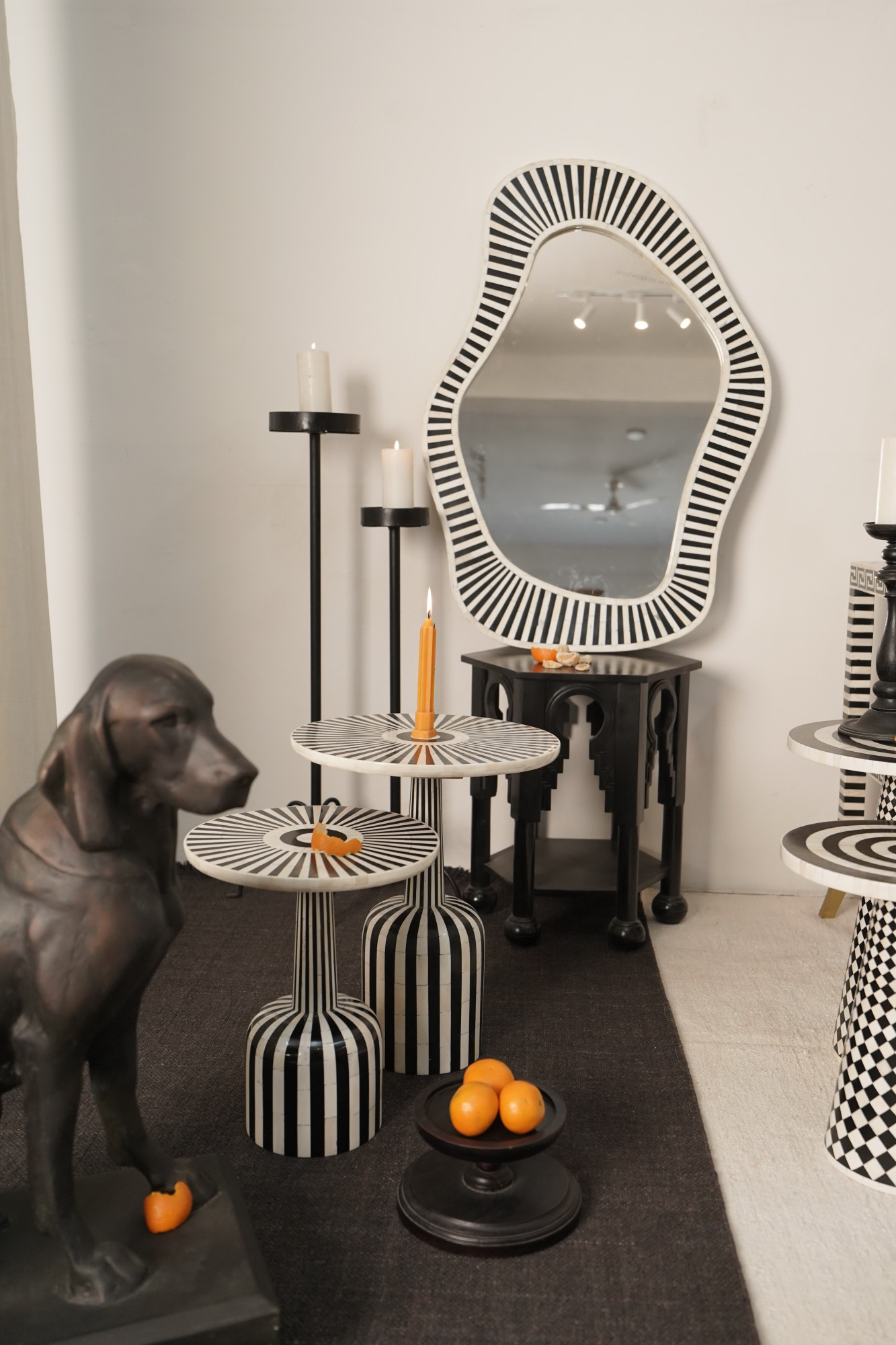 Abstract bone mirror