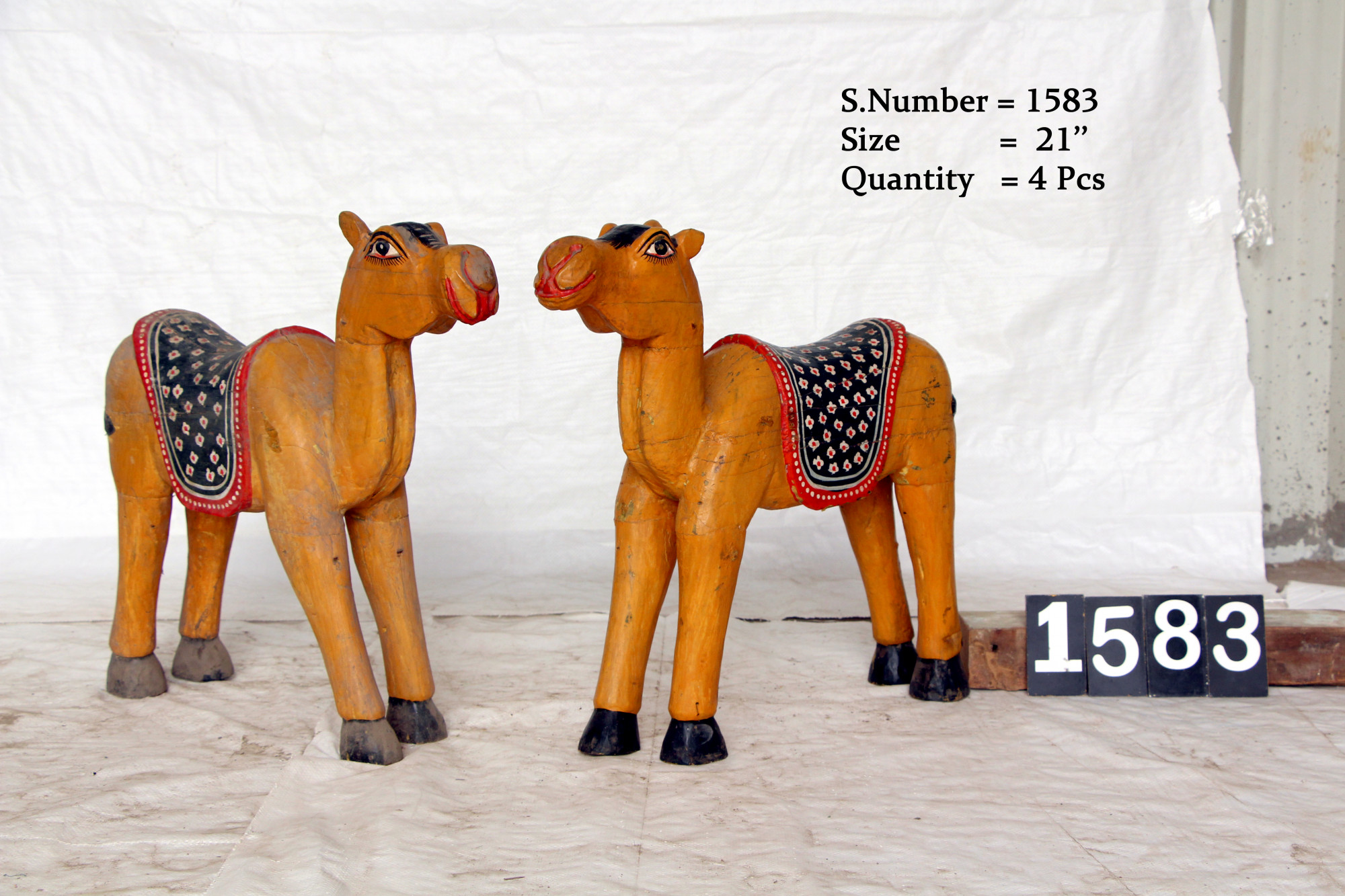 Vintage wooden camels