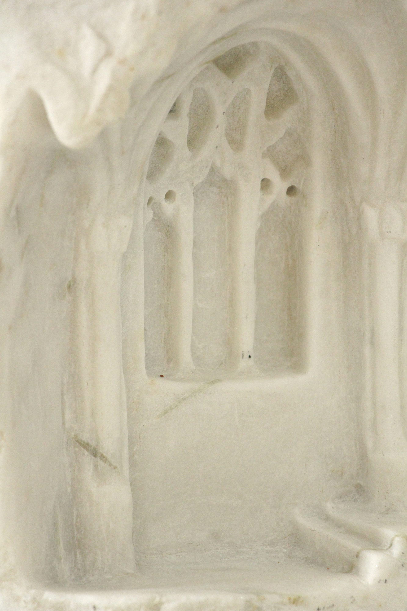 Artisan colosseum sculpture