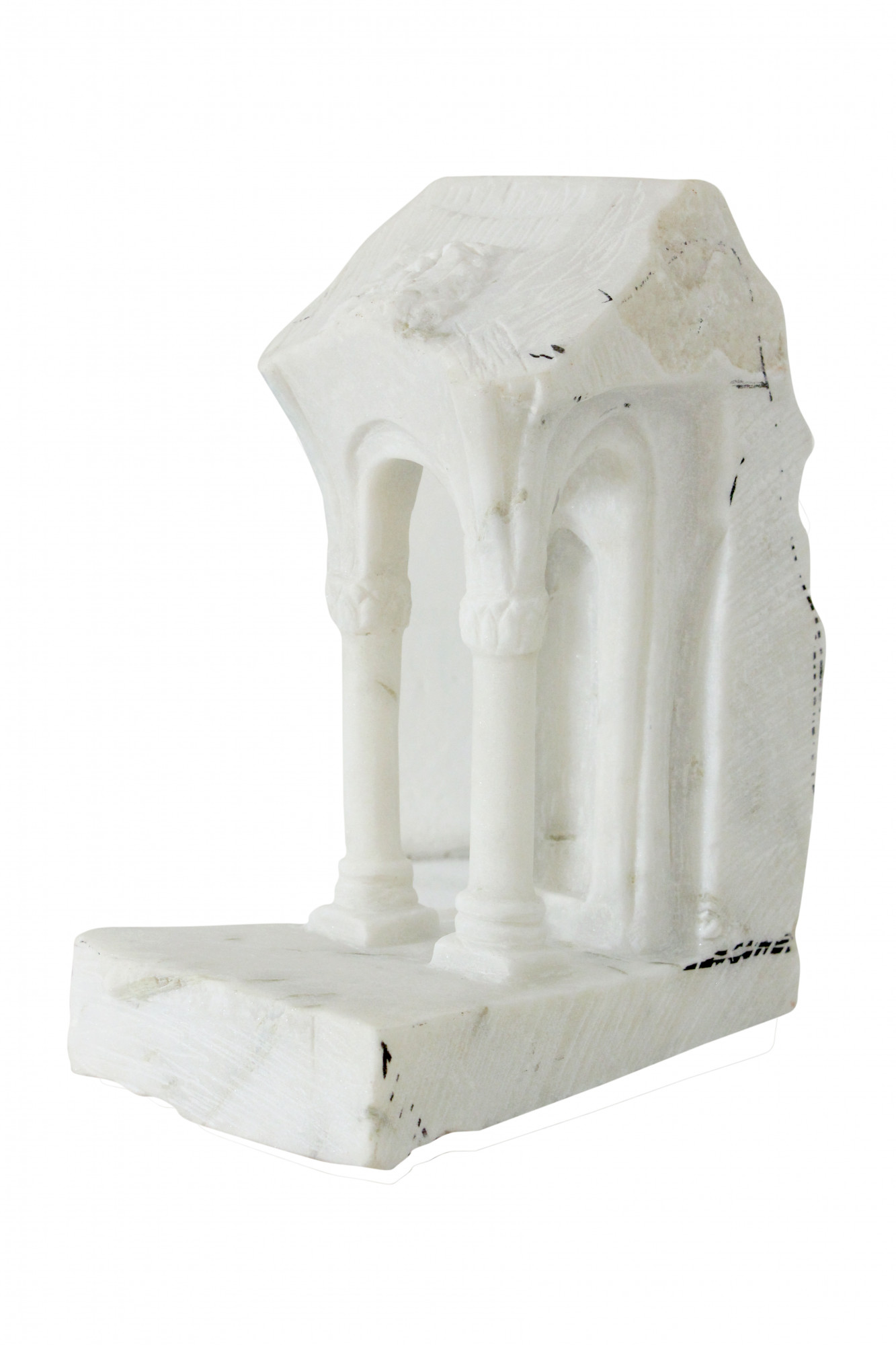 Artisan colosseum sculpture