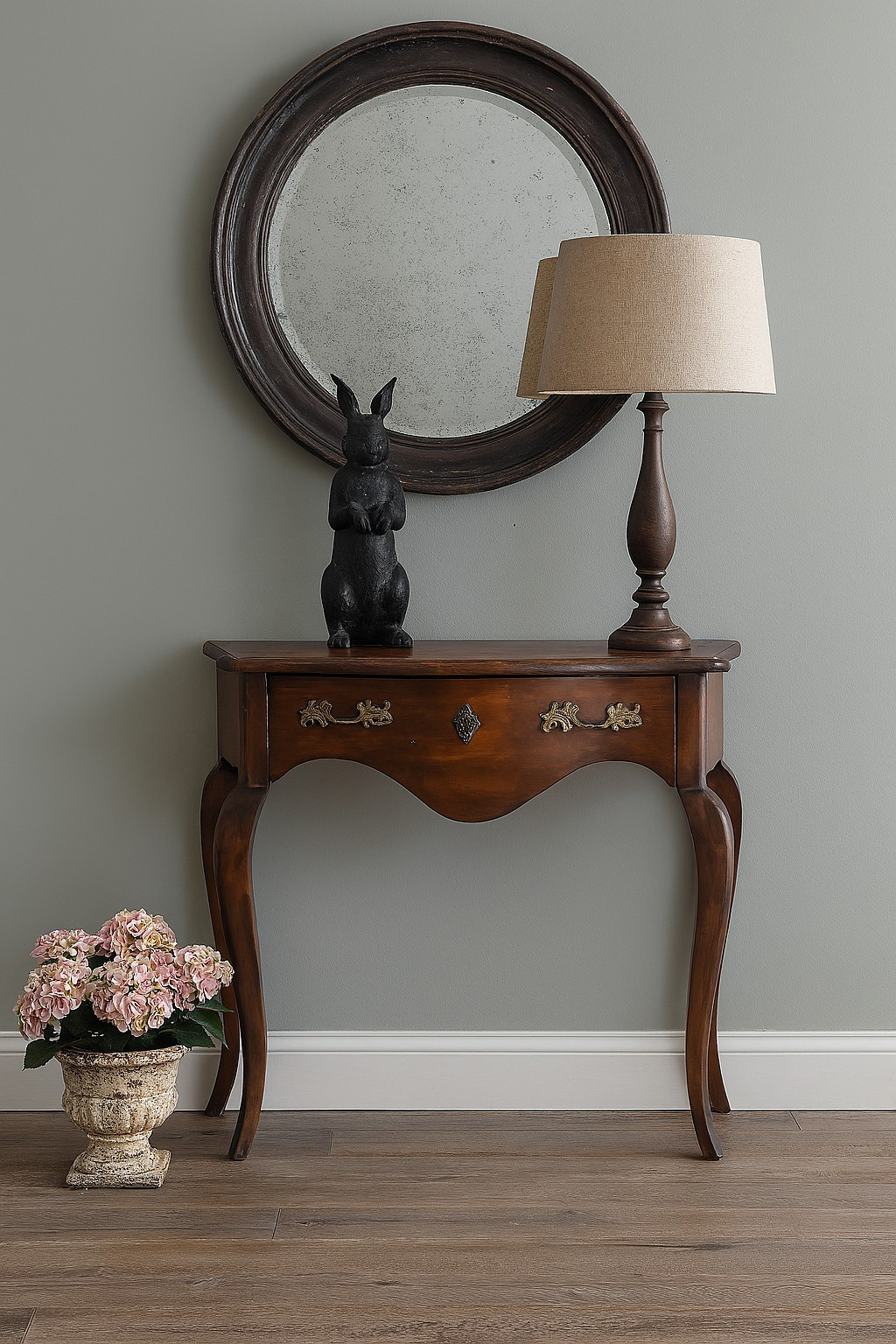 Cabriole compact console