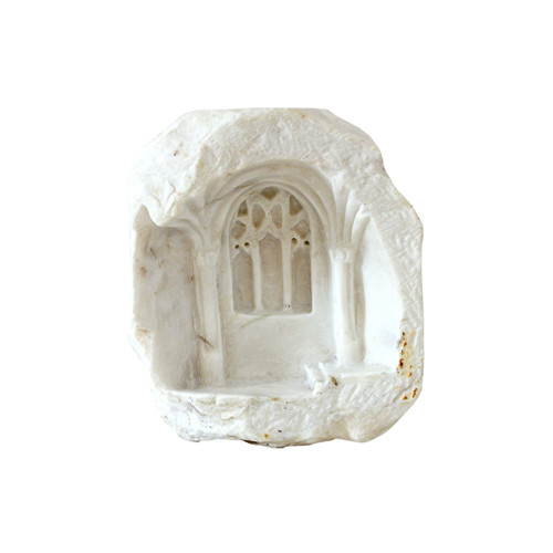 Artisan colosseum sculpture