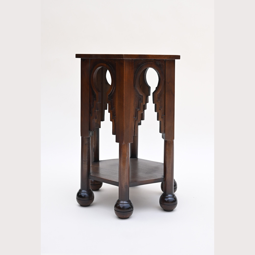 Hexagonal accent table