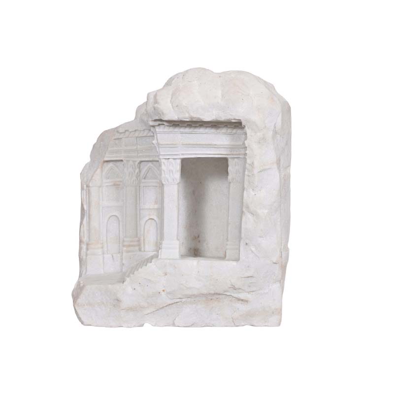 Artisan colosseum sculpture