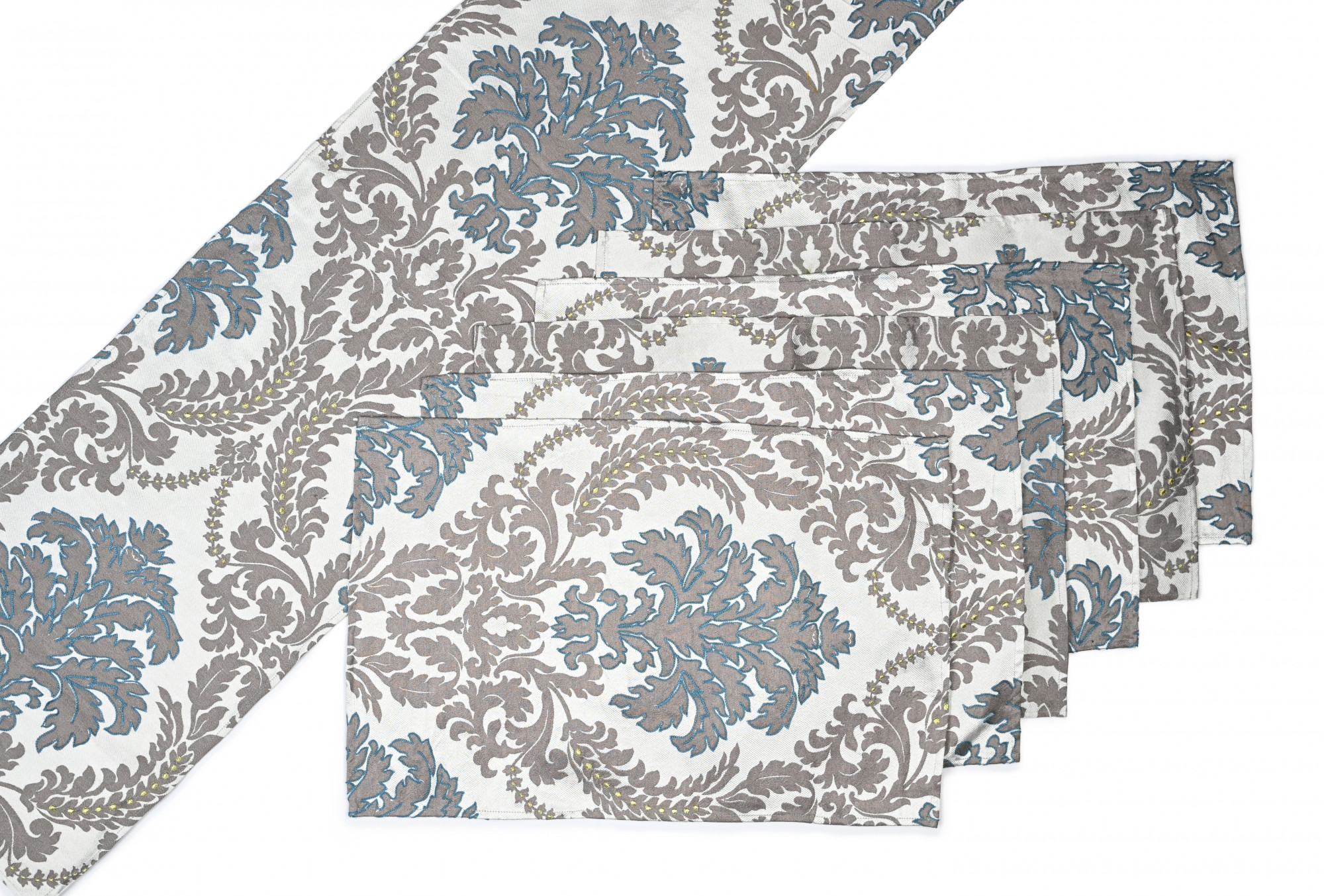 SILVER MIST DAMASK TABLE LINEN SET