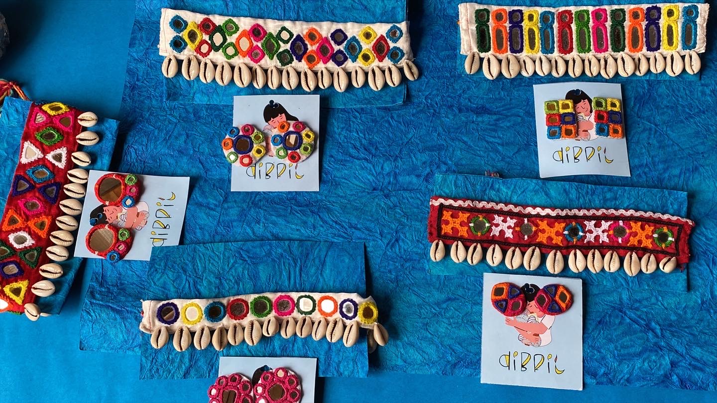 Mirror Embroidered Set