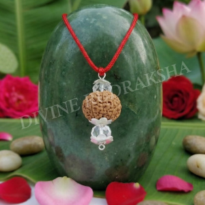 Vastu Dosha Nivaran Pendant Indonesian