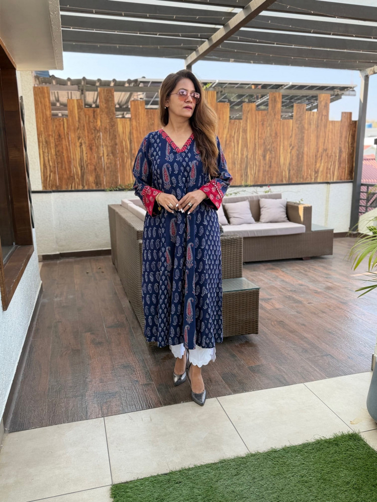 Image of Osha Cotton Anarkali