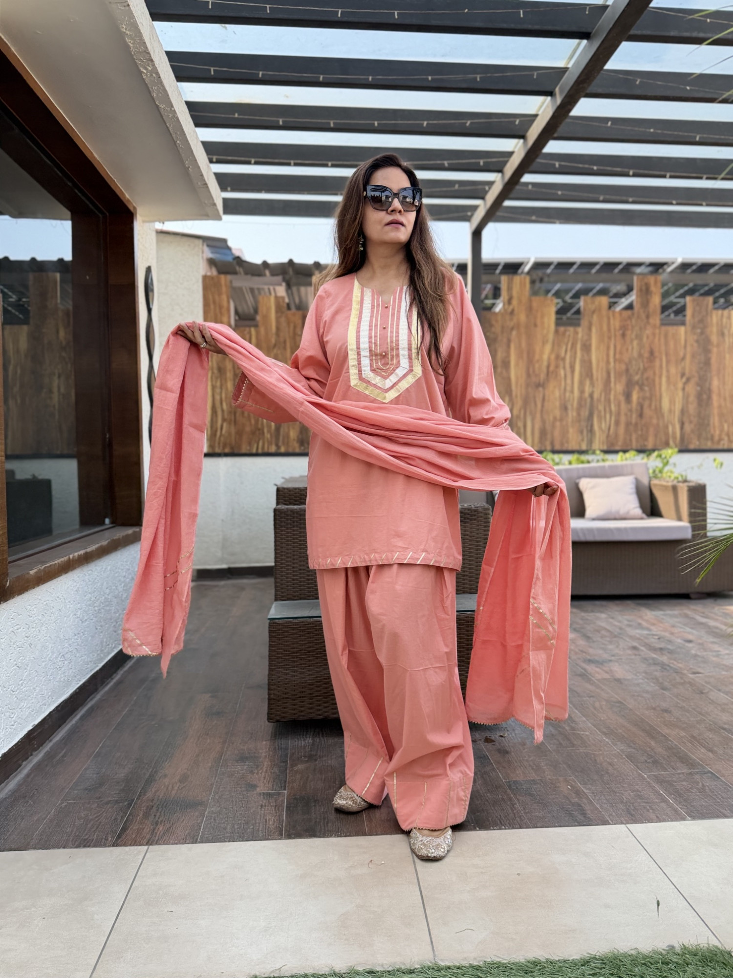 Noori Farshi Suit