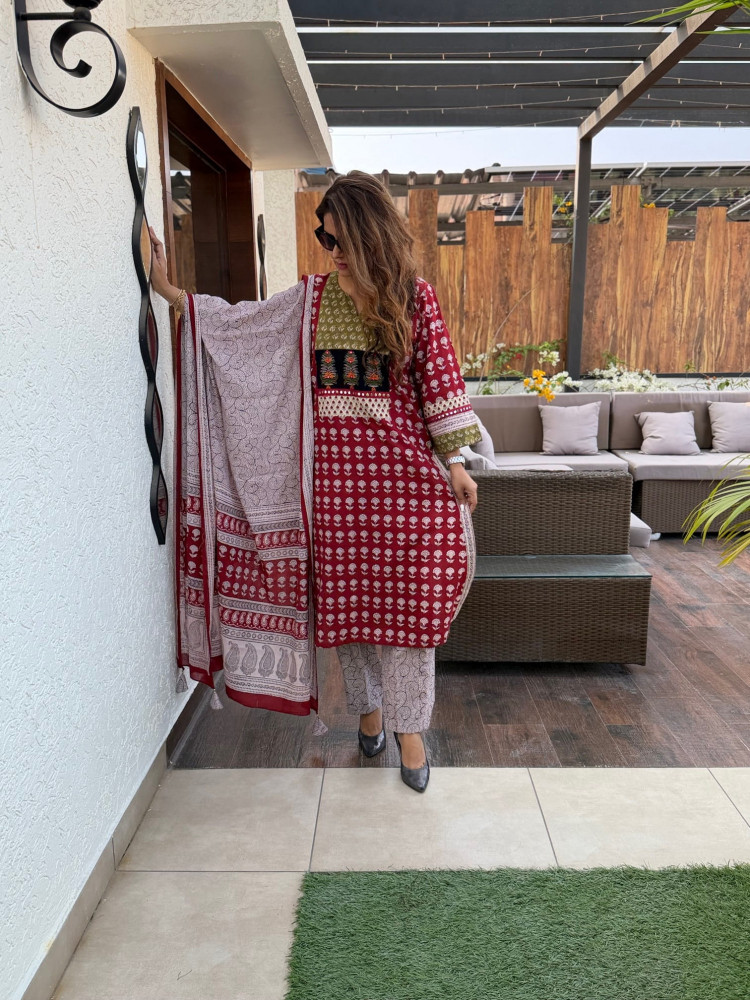 Image of Urmila Cotton Suit