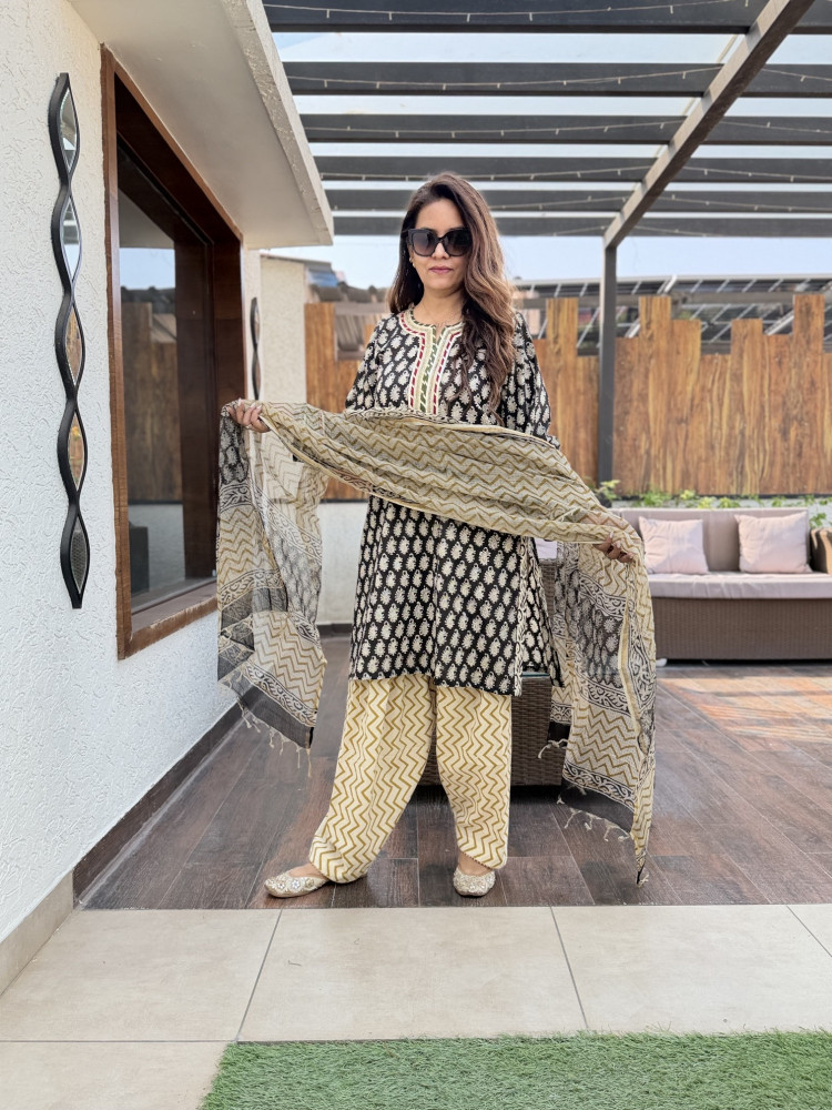 Image of Ishara Cotton Suit
