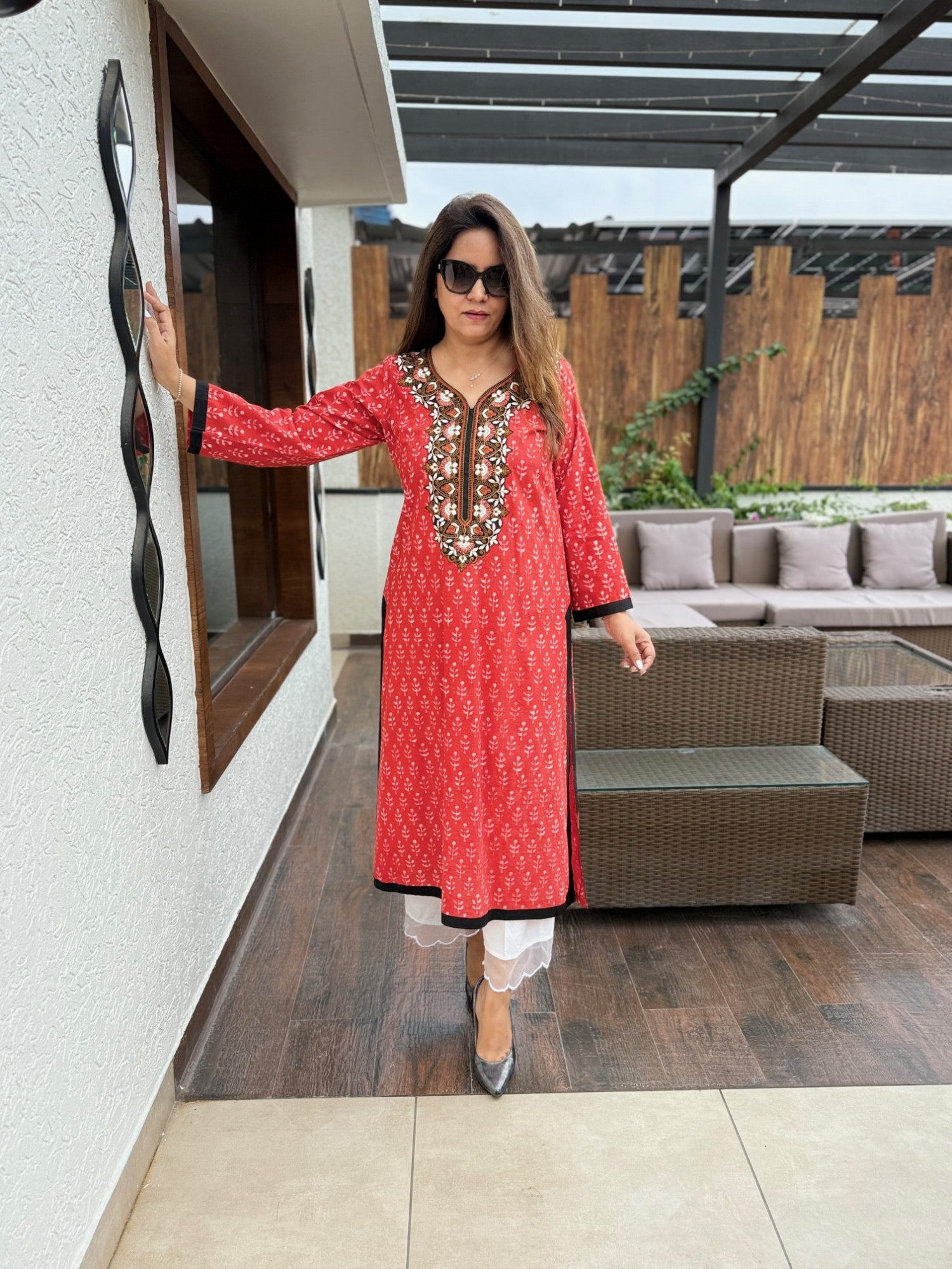 Tanira Embroidered Kurta