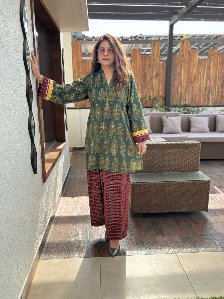 Image of Manya Cotton Suit