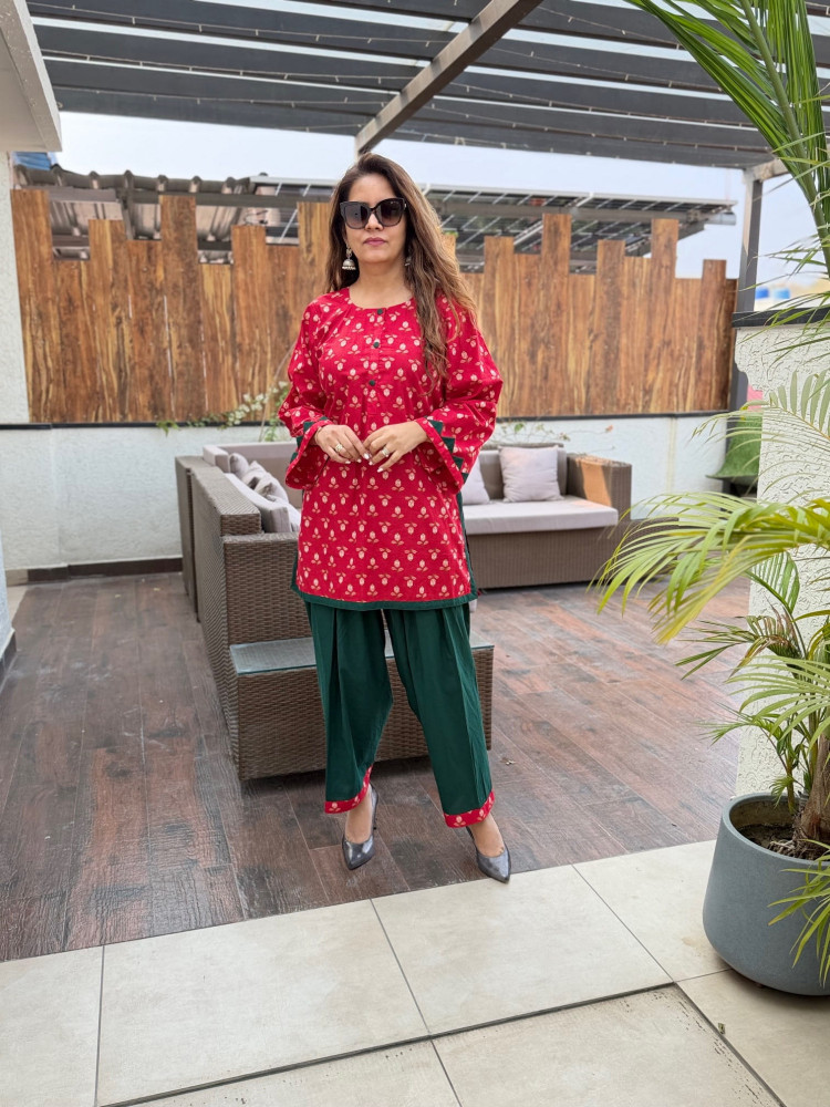 Image of Avni Cotton Suit