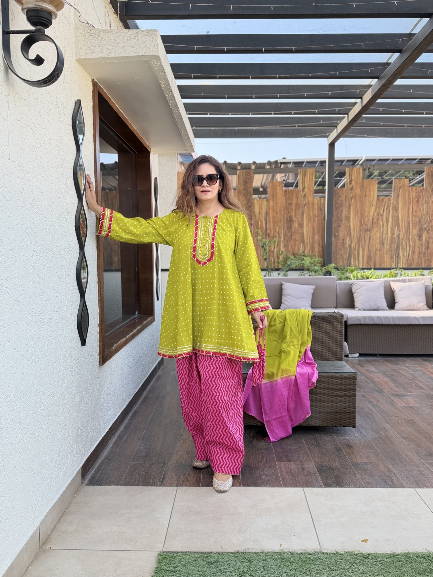 Neeru Farshi Suit