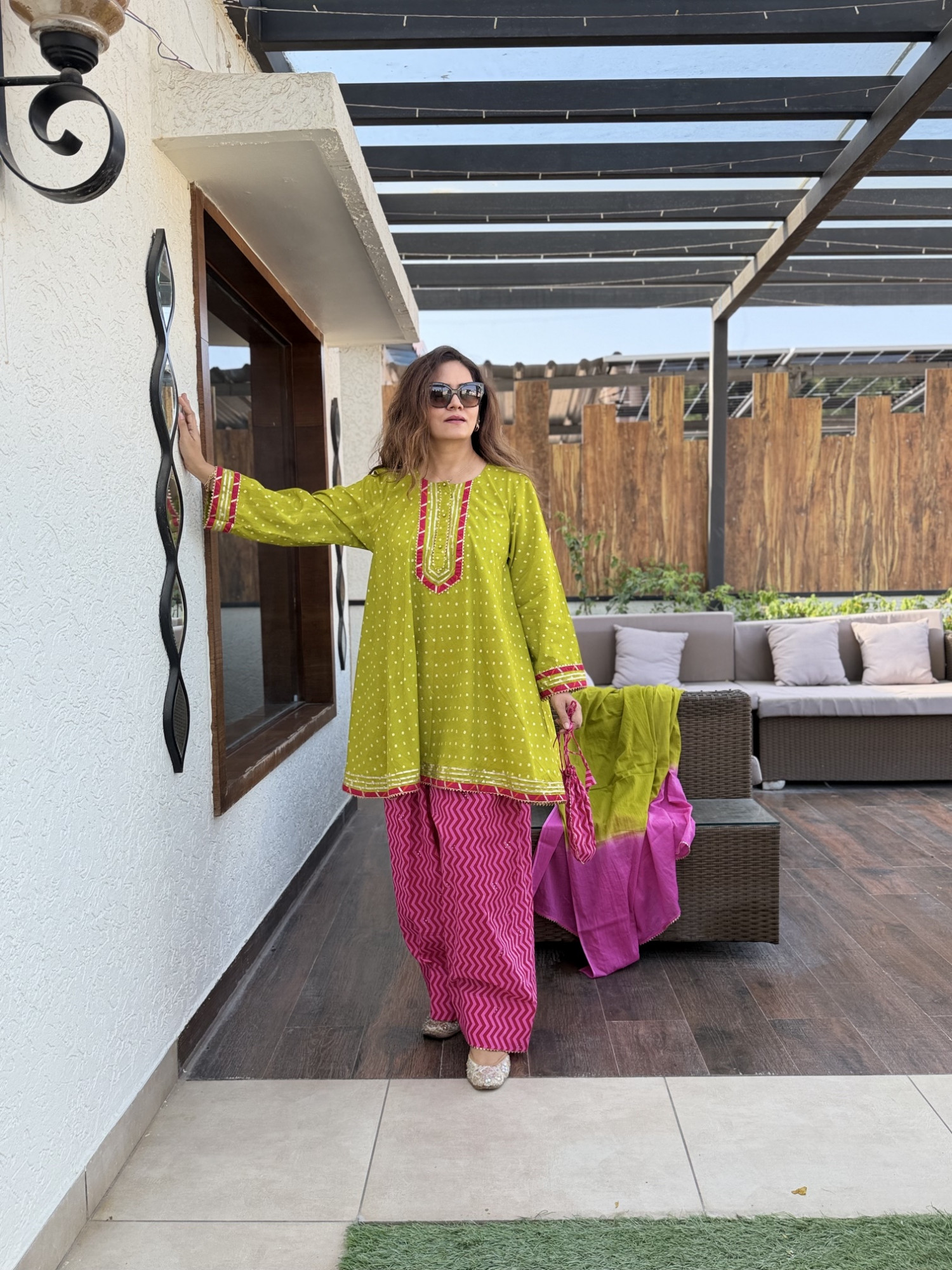 Neeru Farshi Suit