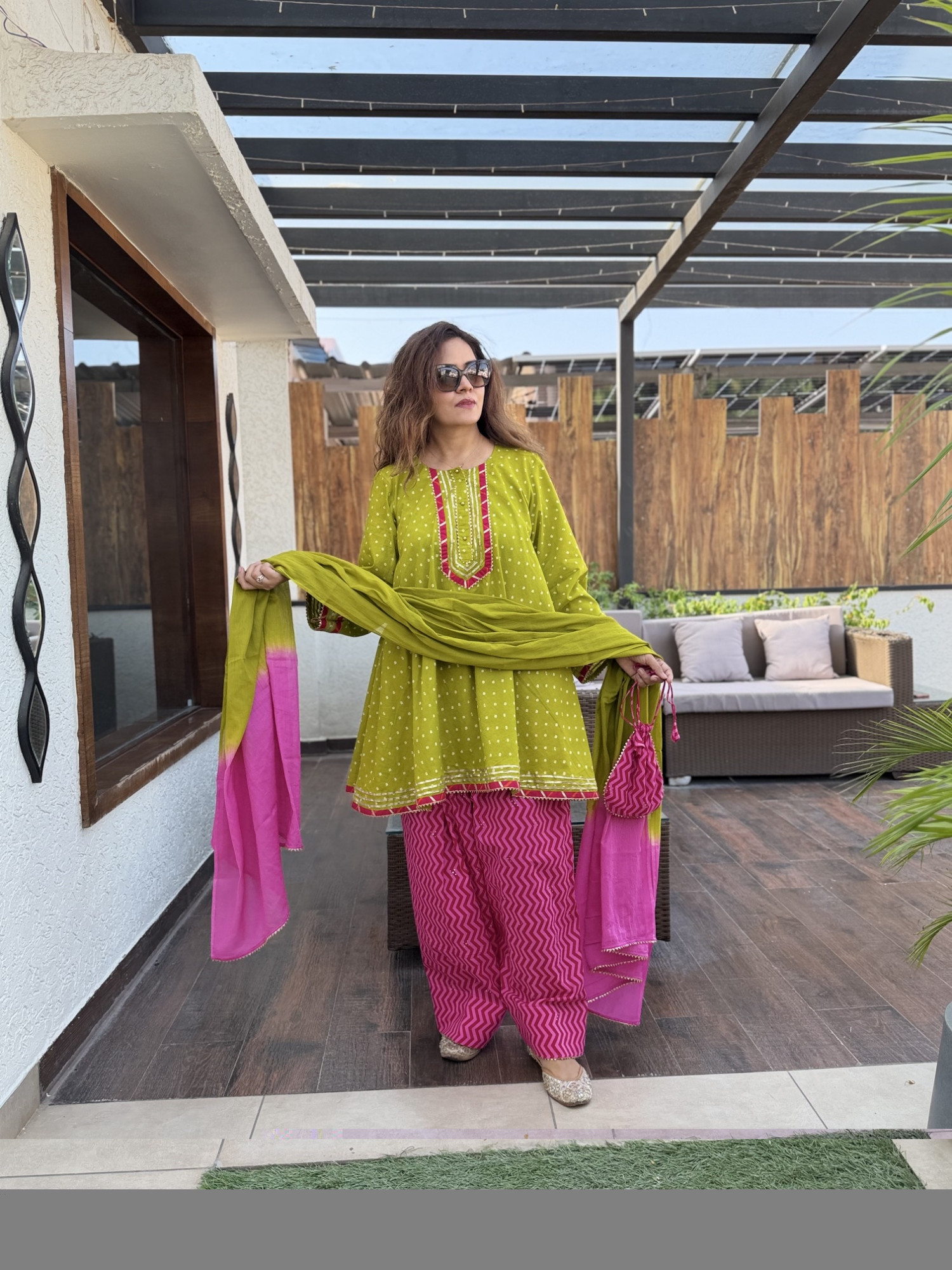 Neeru Farshi Suit