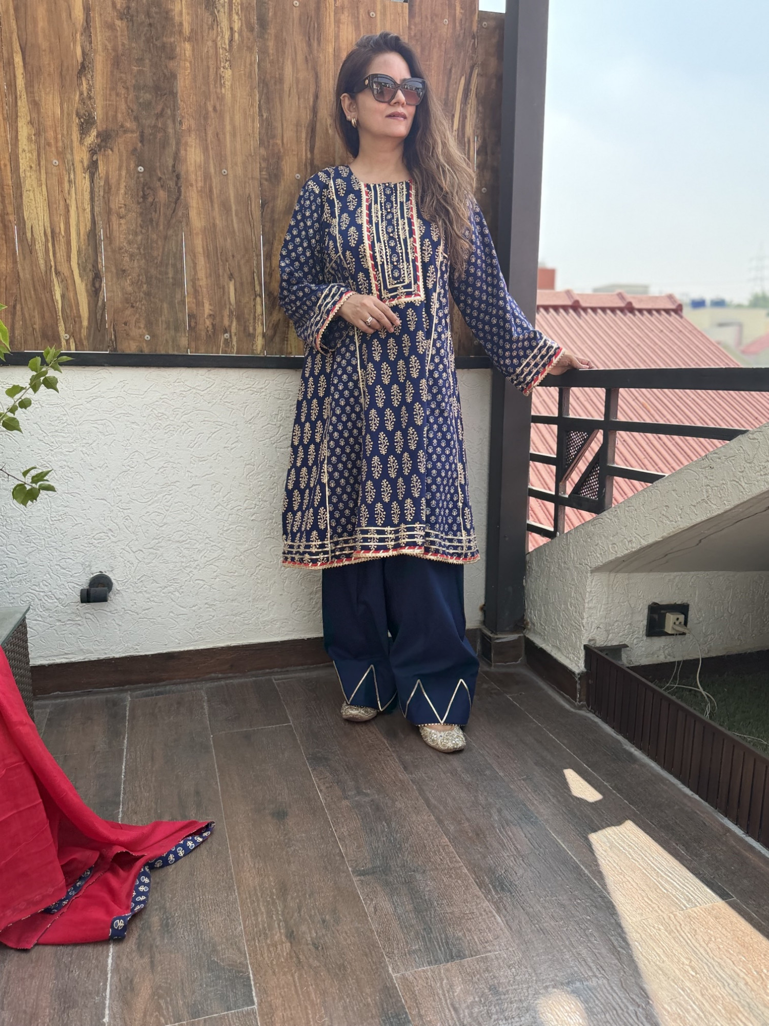Orchid Farshi Suit