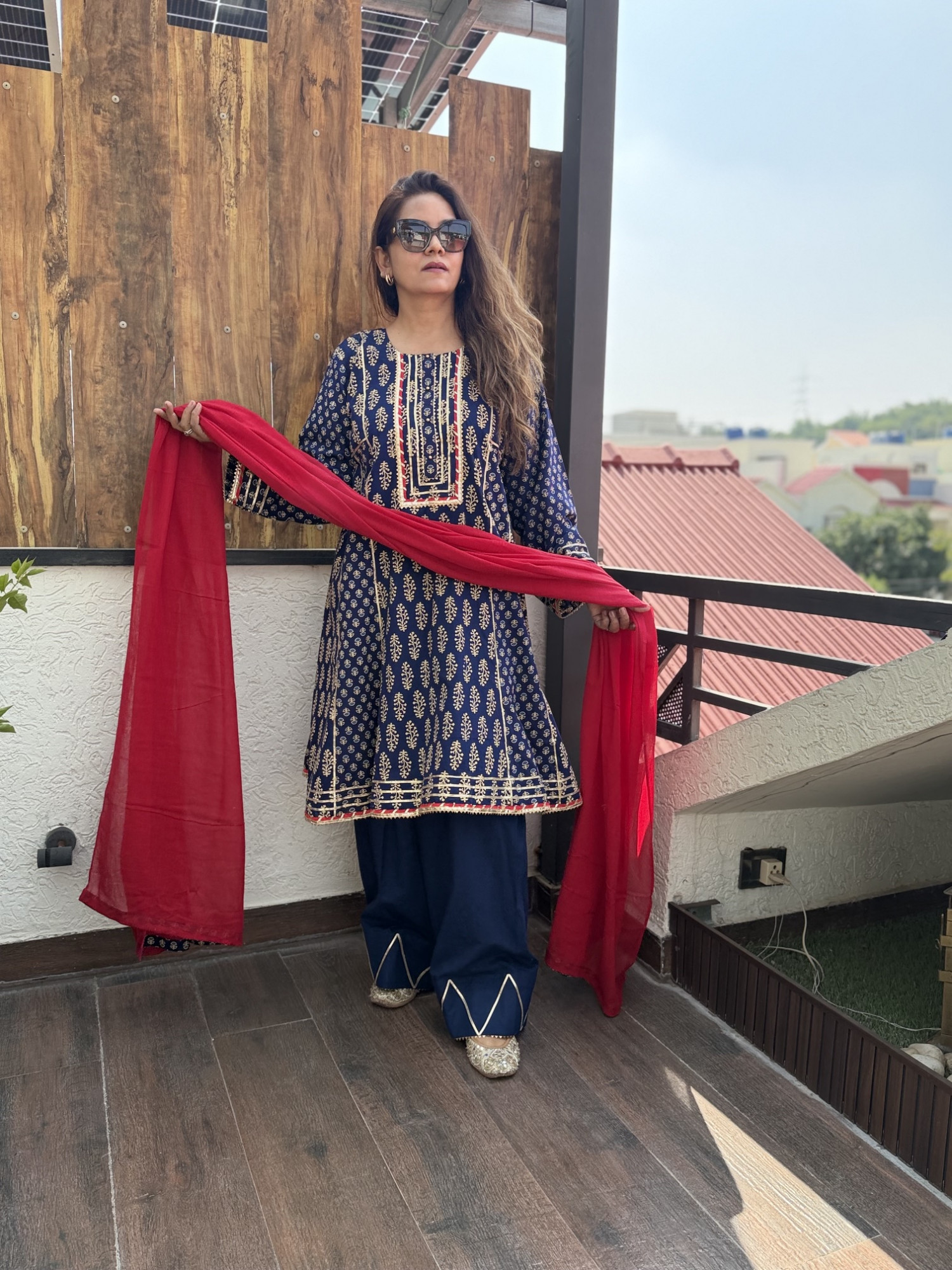 Orchid Farshi Suit