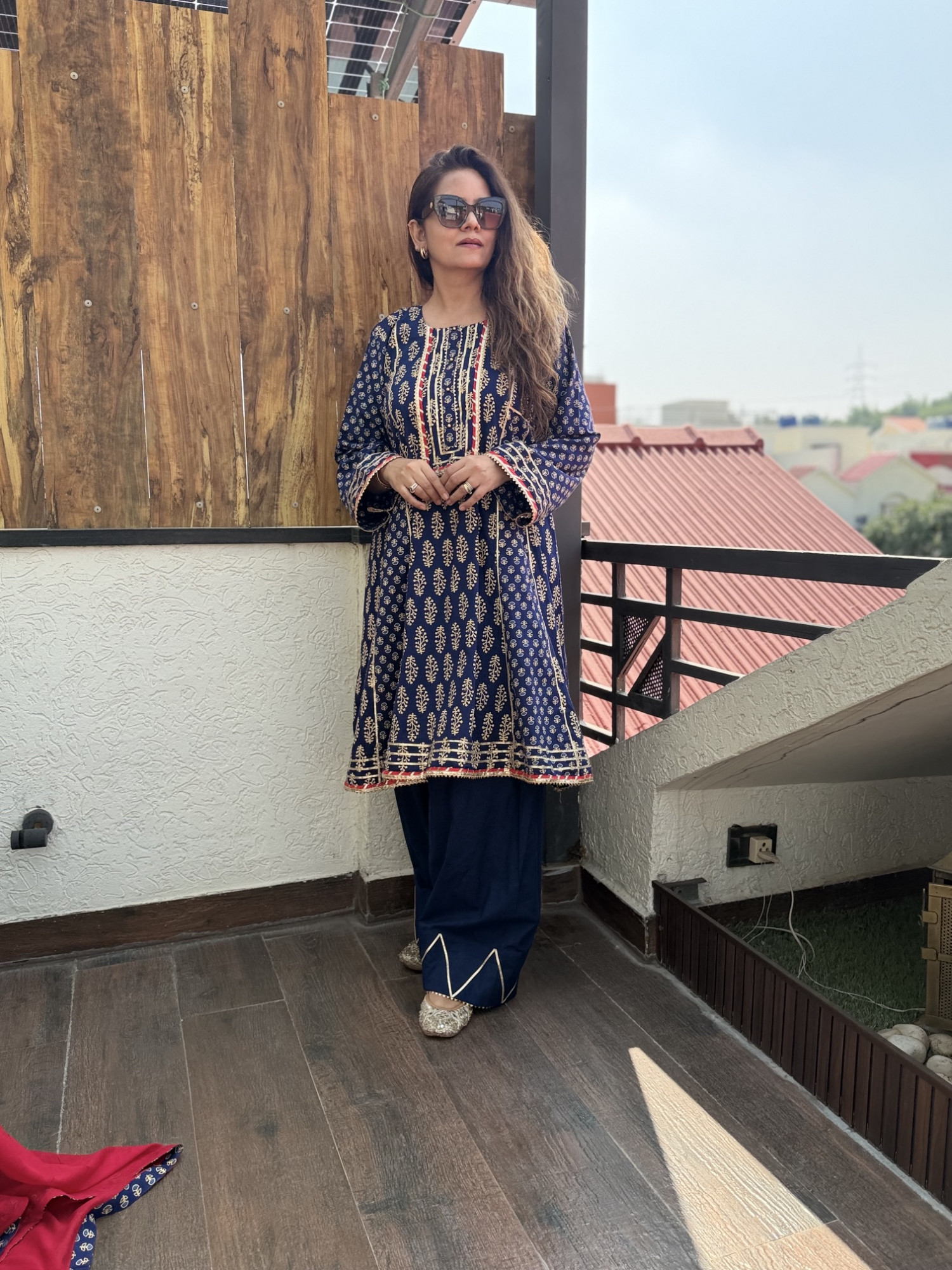 Orchid Farshi Suit