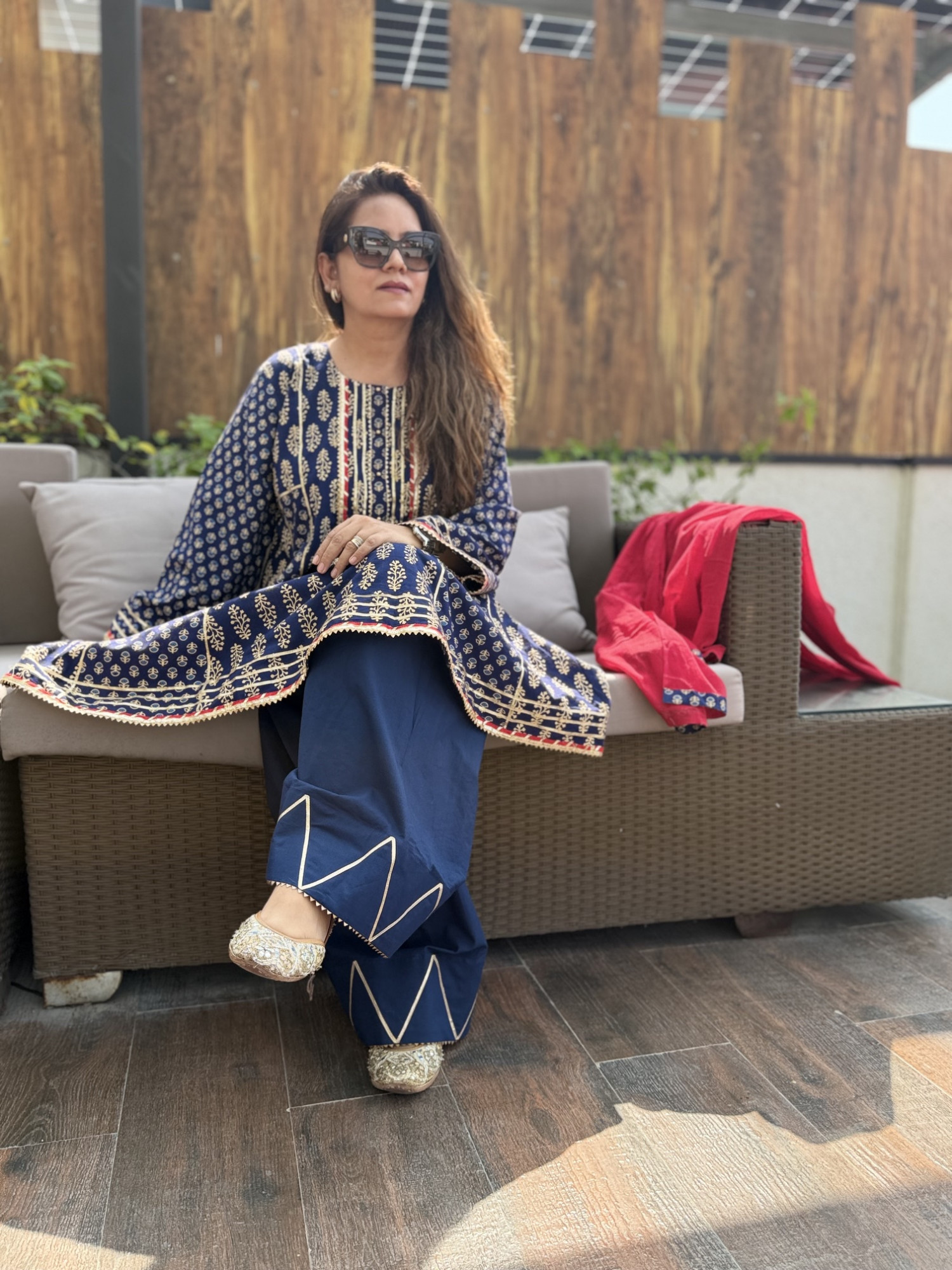 Orchid Farshi Suit