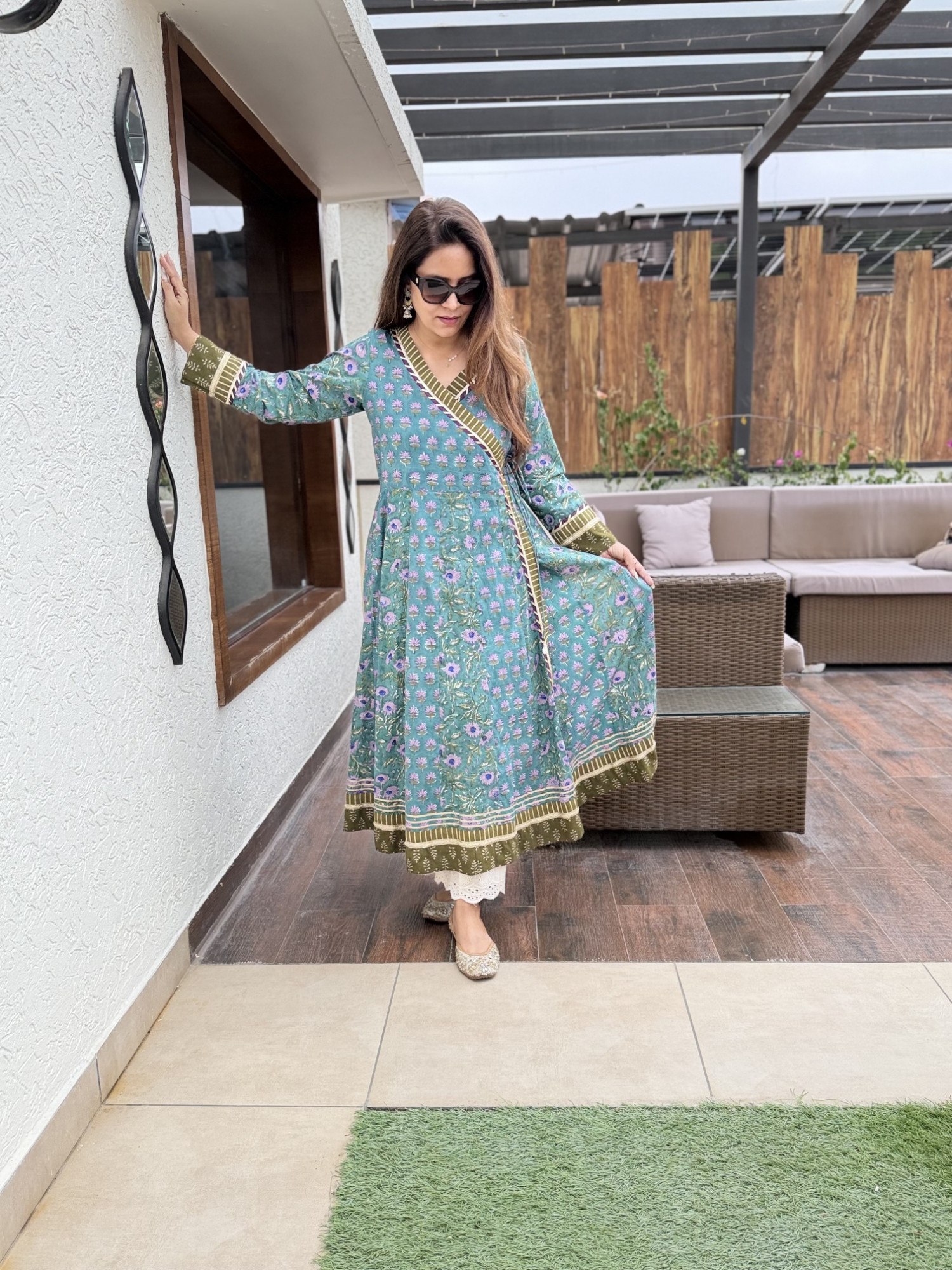 Vanya Anarkali