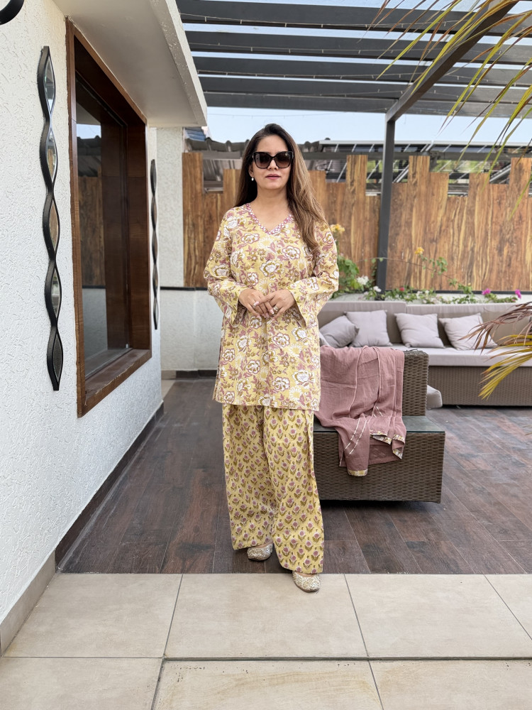 Image of Garima Cotton Suit