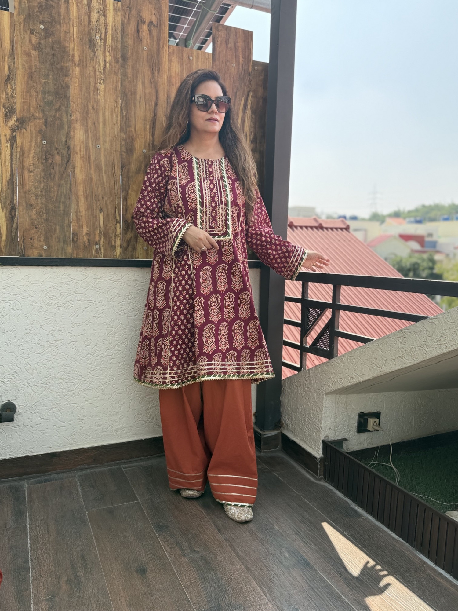 Rose Farshi Suit