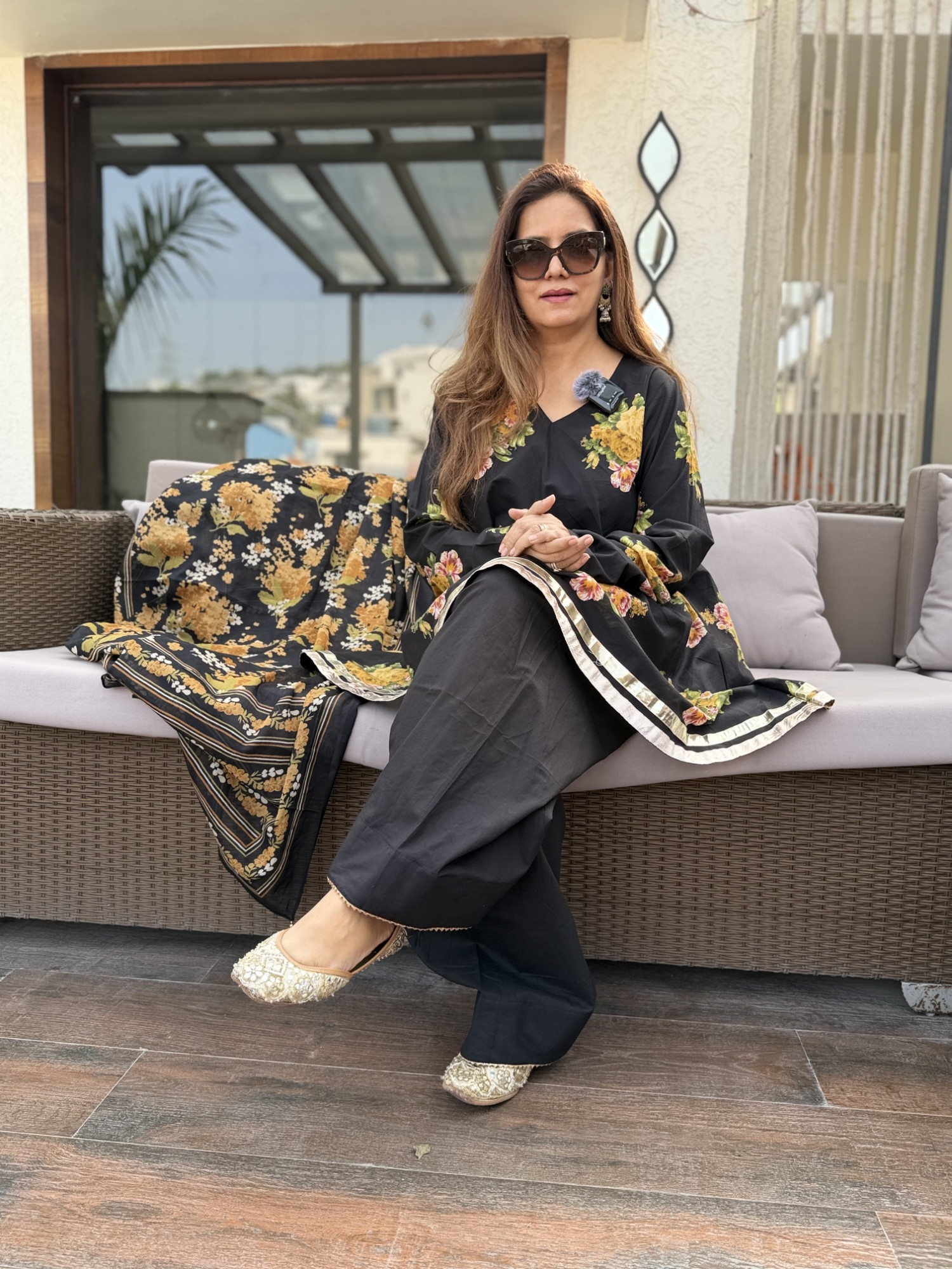 Black Roses Farshi Suit