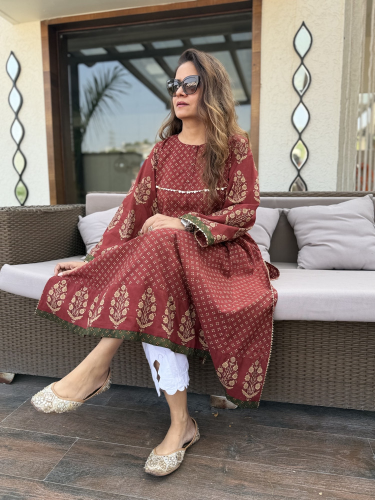 Image of Vasudha Cotton Anarkali