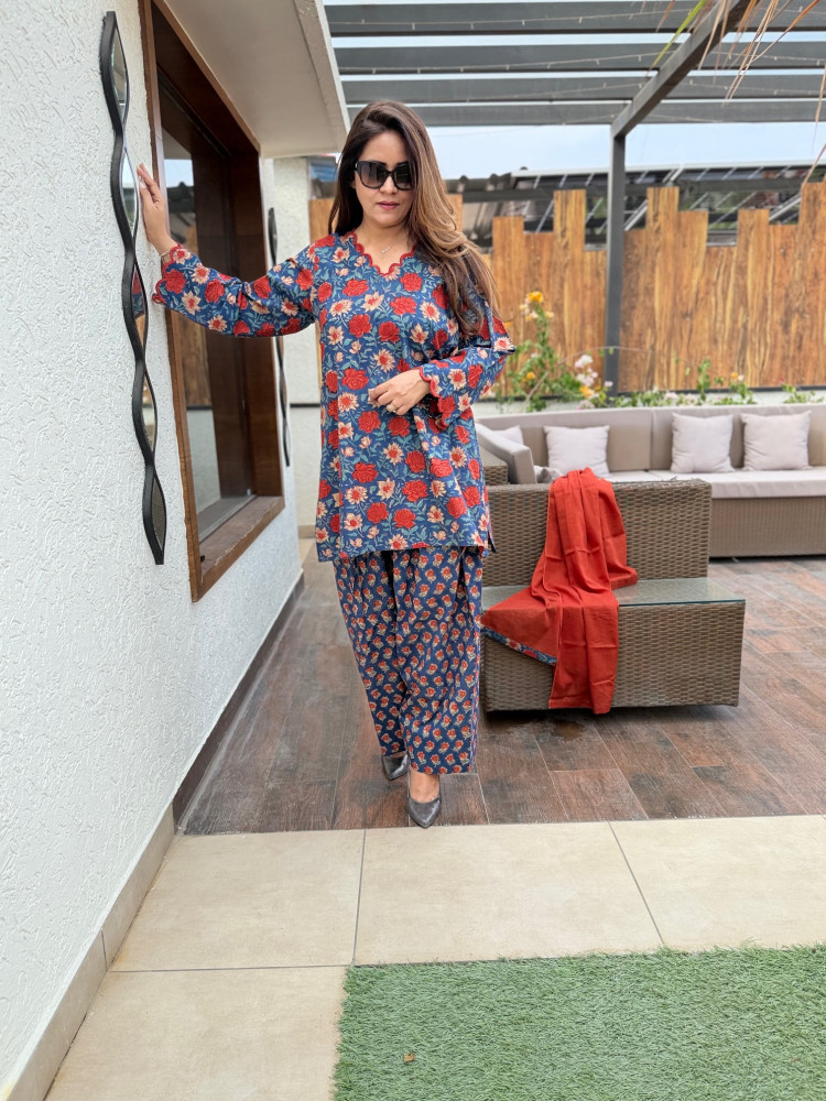 Image of Roshni Cotton Suit