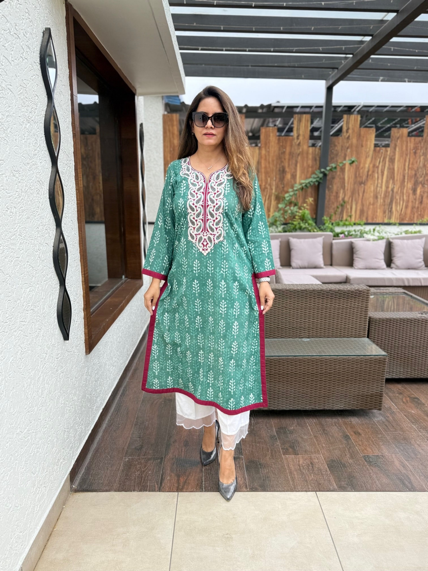 Aashna Embroidered Kurta