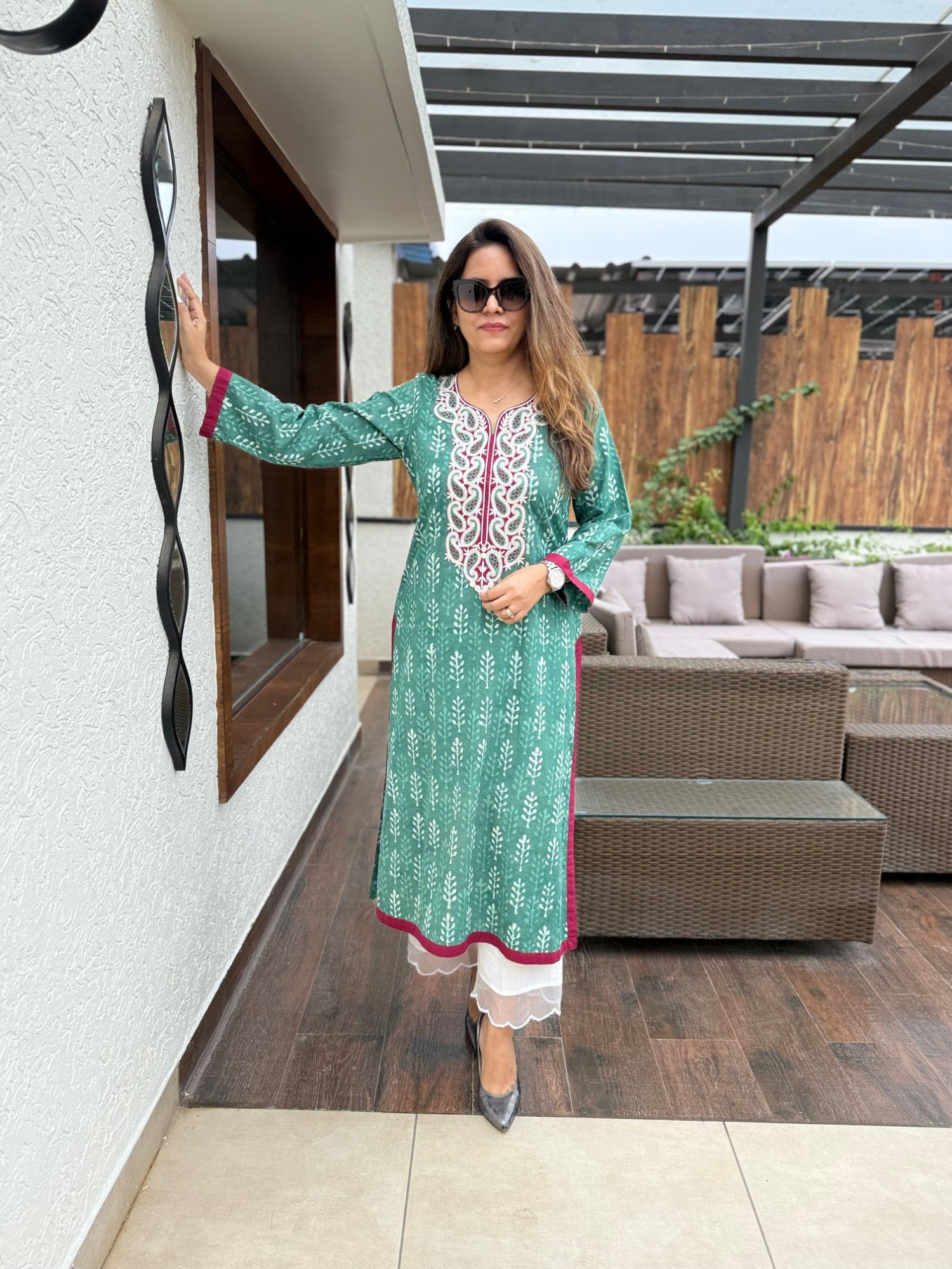 Aashna Embroidered Kurta