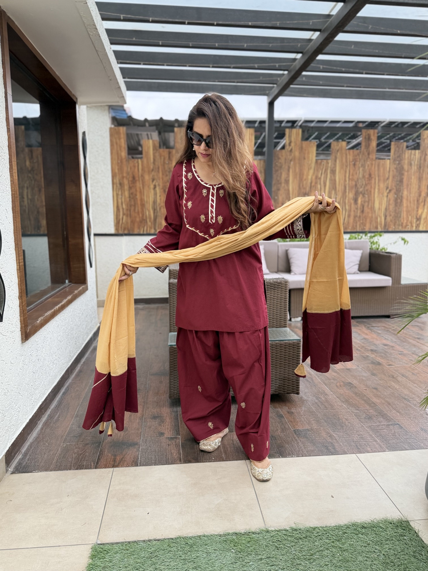 Aarohi Farshi Suit