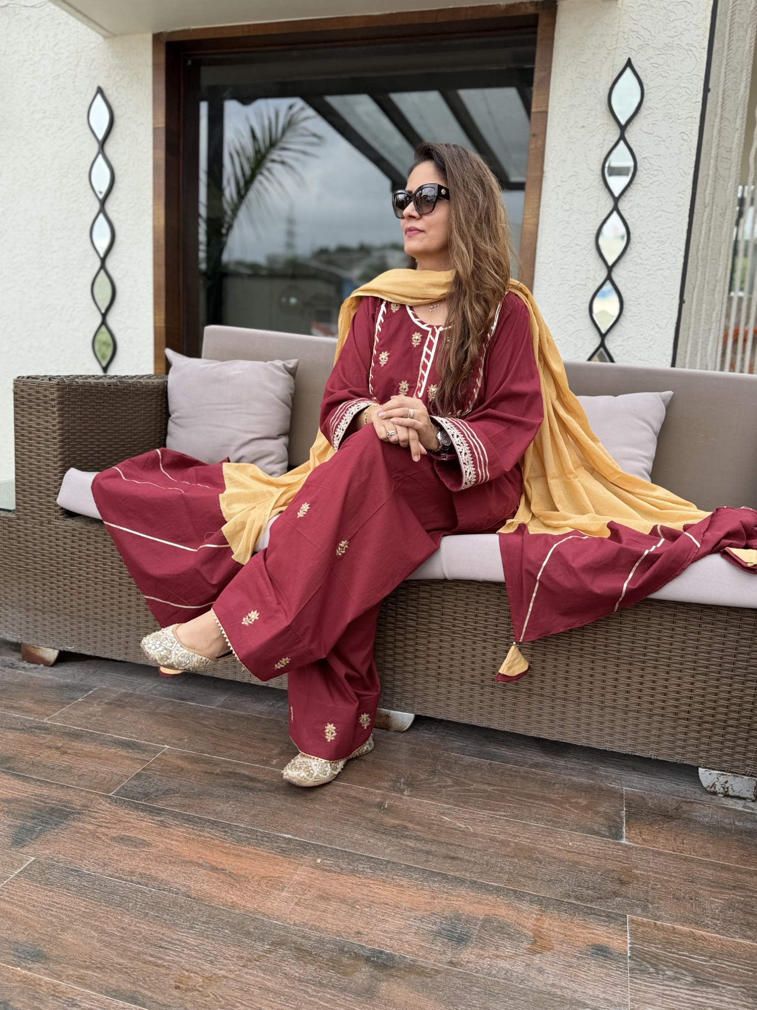 Aarohi Farshi Suit