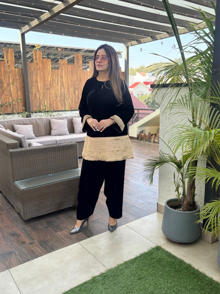 Image of Pankhuri Velvet Suit