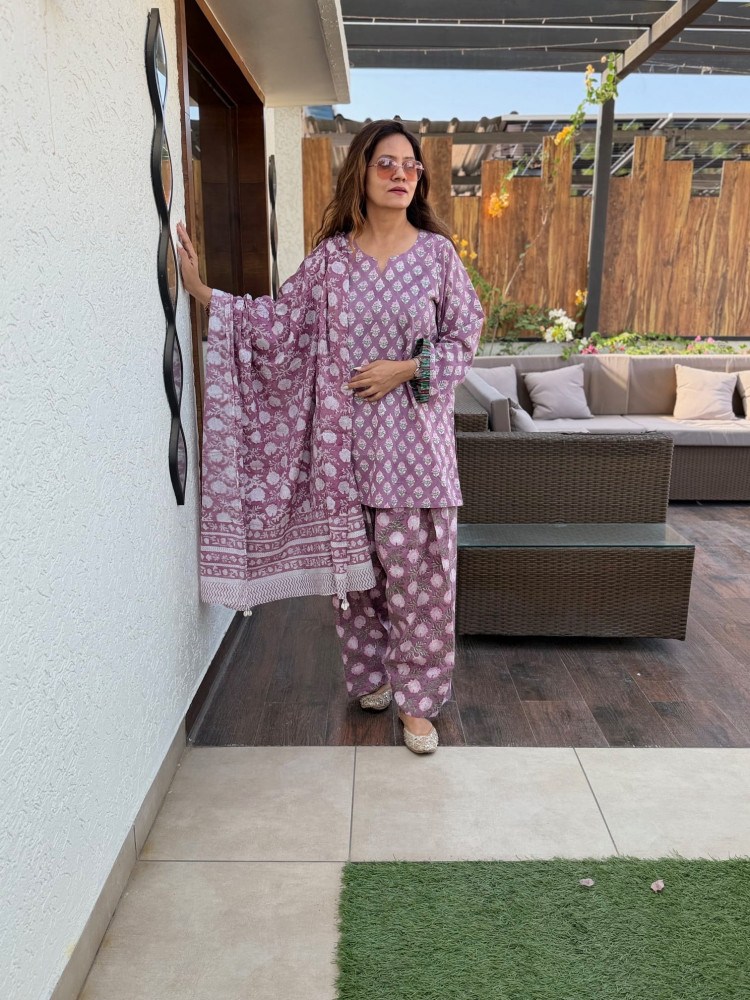 Image of Kiara Cotton Suit