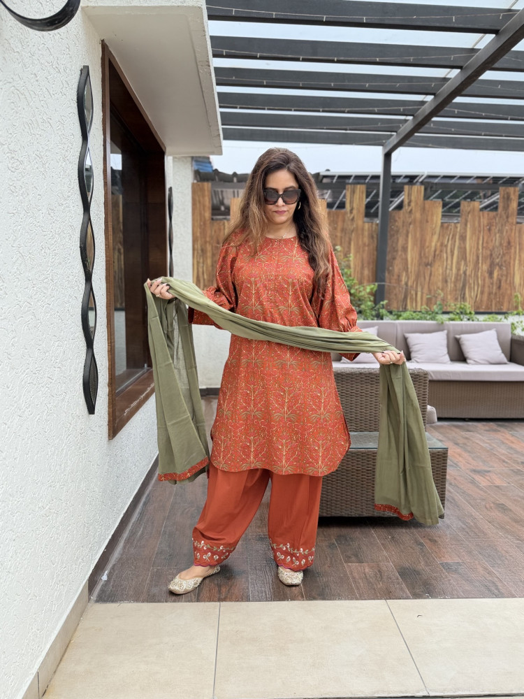 Image of Zoya Cotton Suit