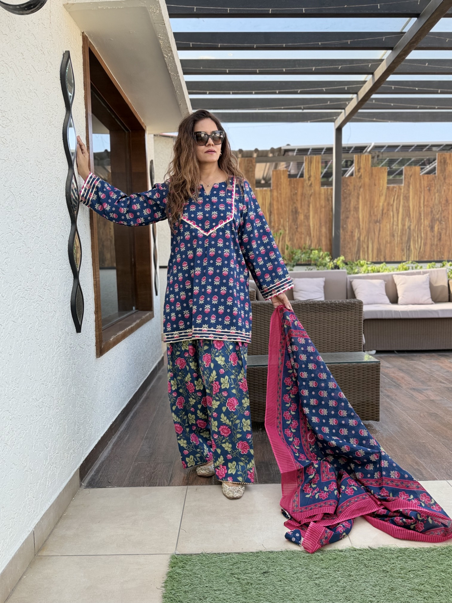 Gulzar Farshi Suit