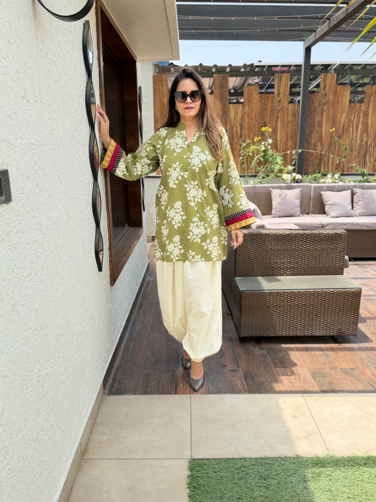 Image of Ishara Cotton Kurti