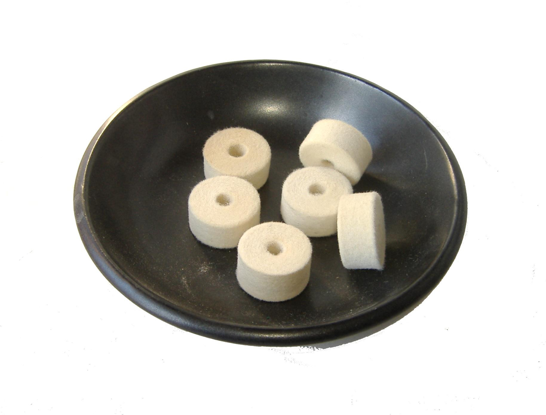 FW158CS-6 OD 1 18 x ID 14 x thick 58 Felt Buffing Wheels in Carbon Soft density 050 gmc3