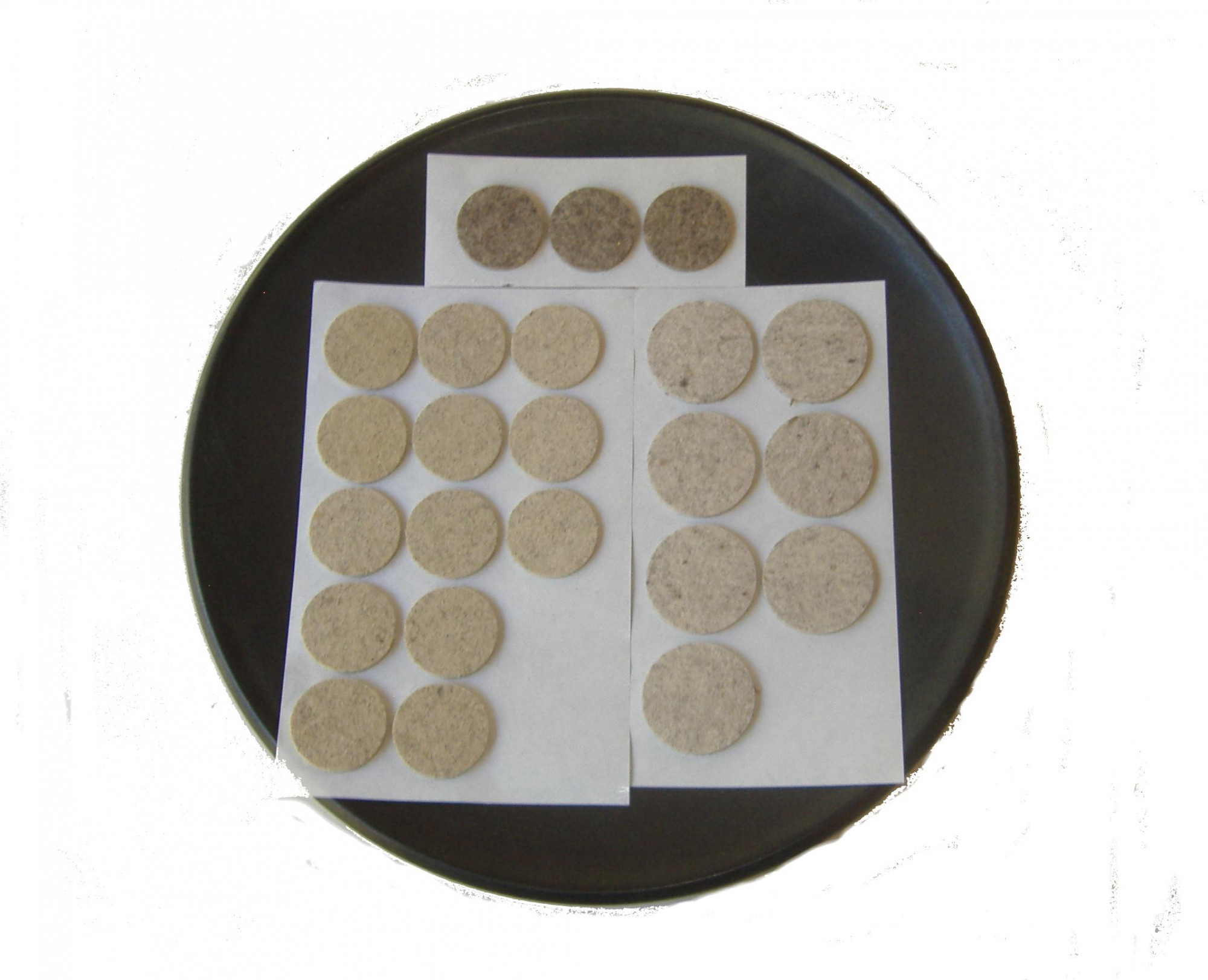 SAP1251518BGPK-23 1 14 diameter AND 1 12 diameter x 18 thick self-adhesive felt pads in medium density 026 gmc3 - F-7