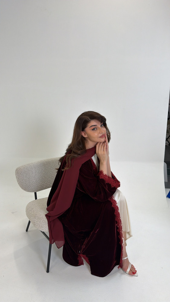 Image of valvet maroon