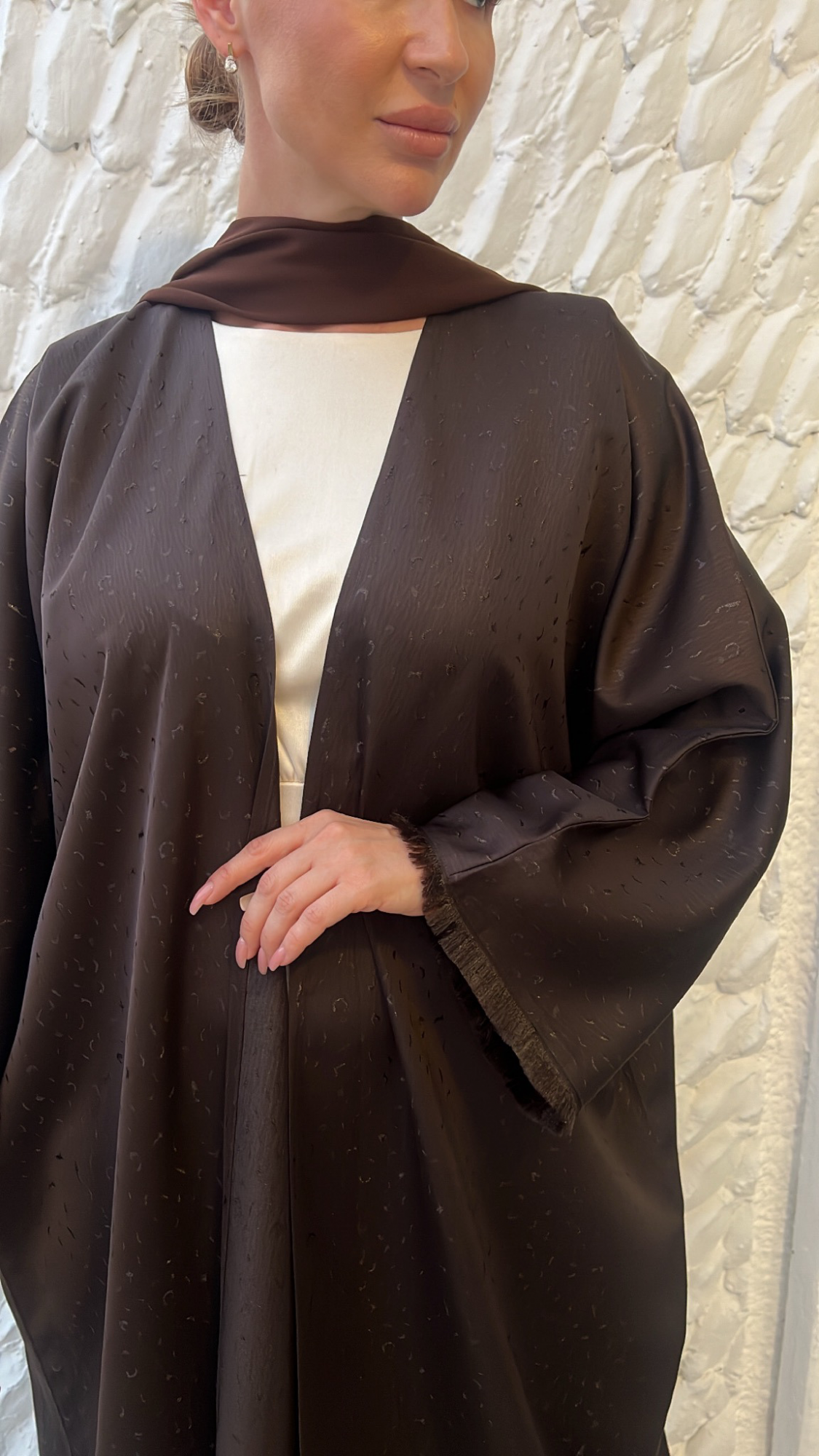 metalic shape dark brown