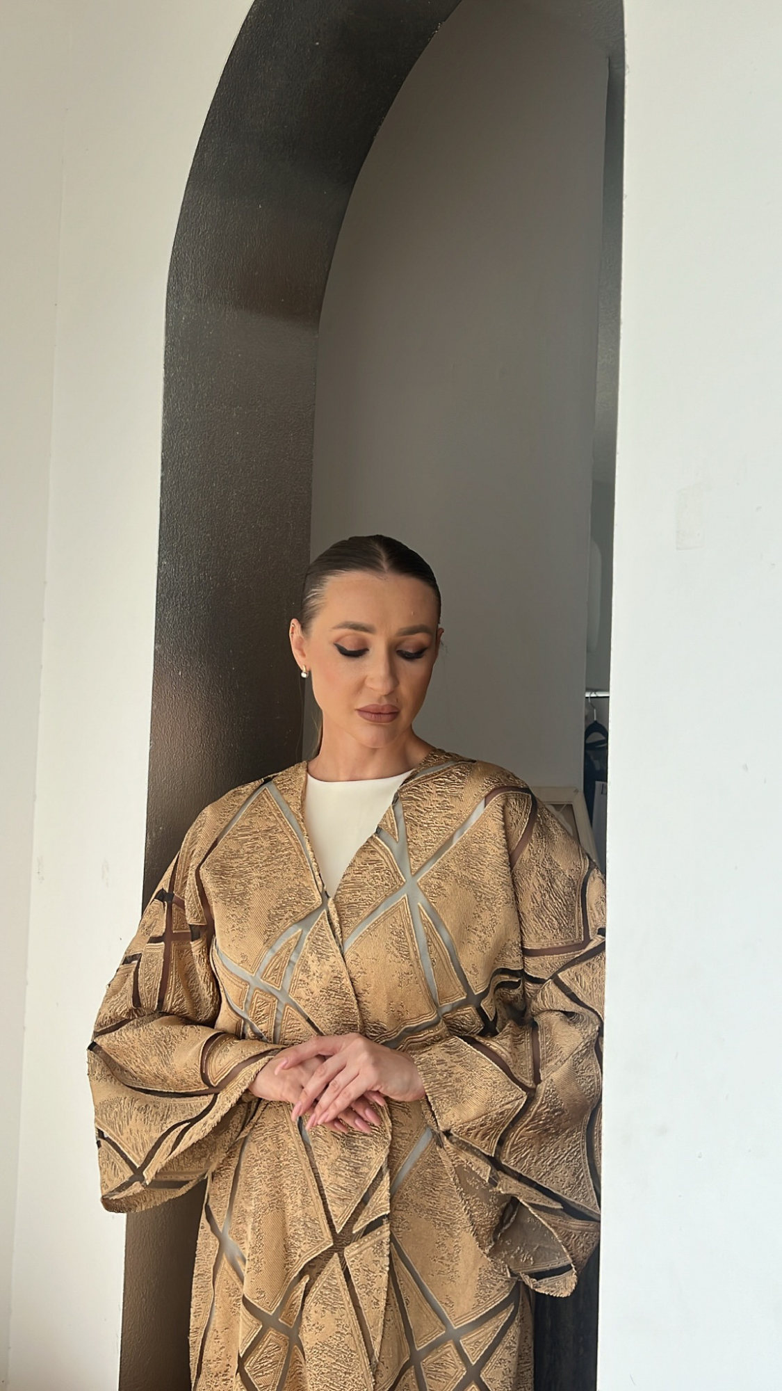 Transparent lines - Beige